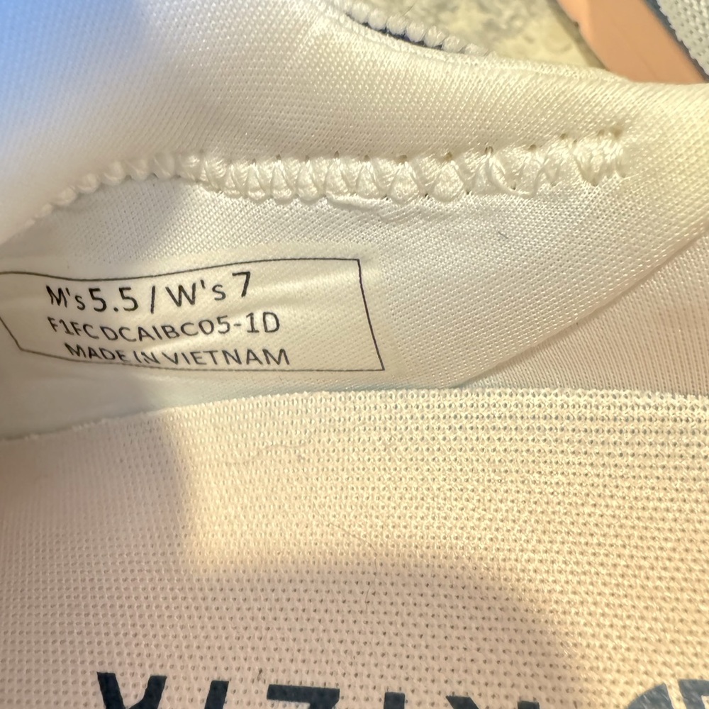 Kizik Women's Athens Bahama Tennis Shoe/Sneakers - Picture 6 of 9